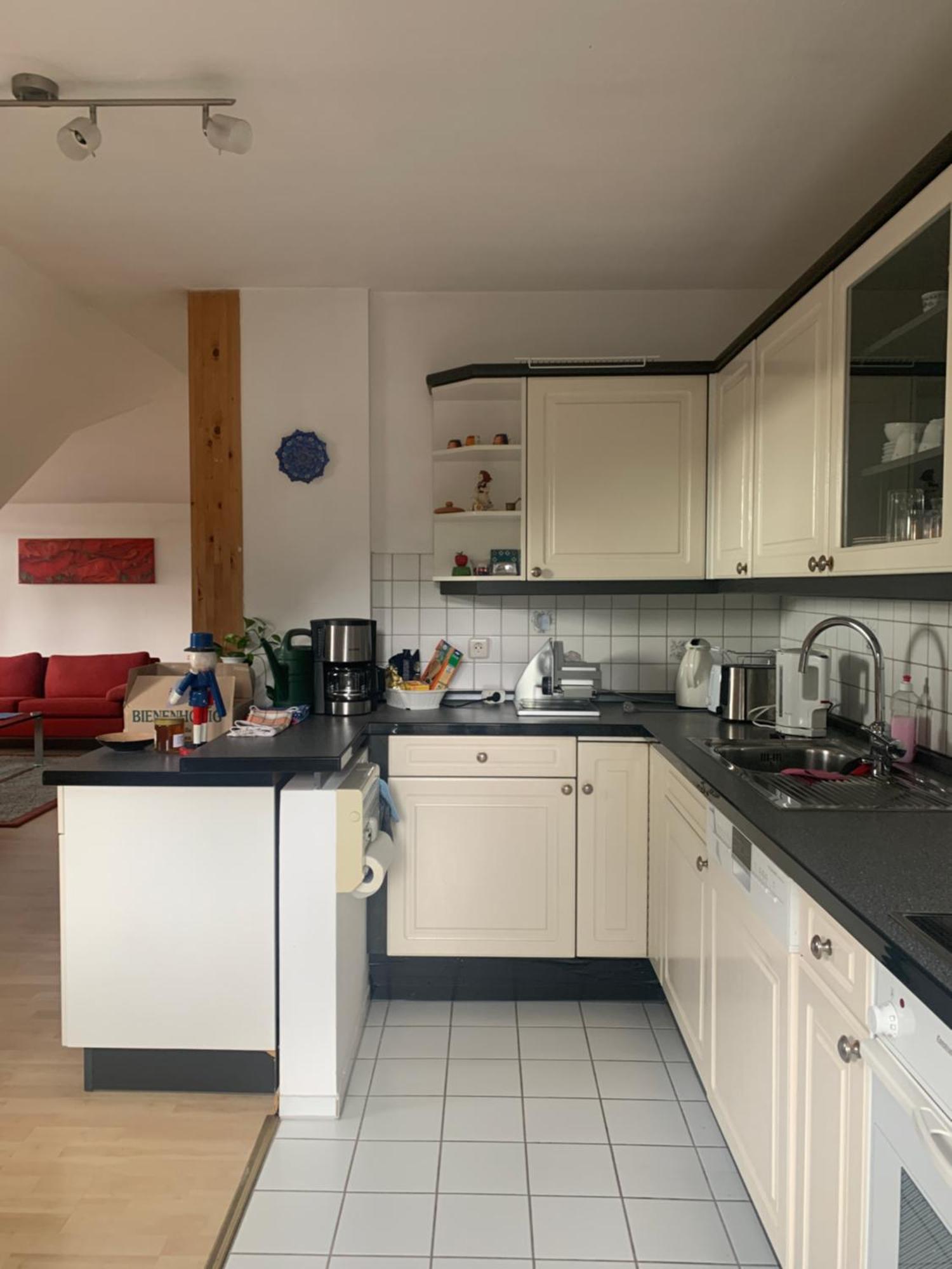 Sonniges Dachzimmer Homestay